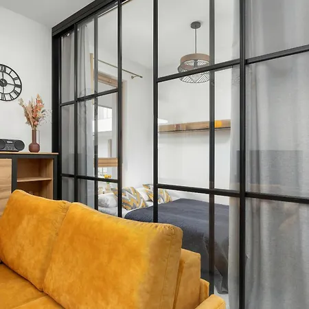 Klimatyczny Apartament Na Wilanowie Parking & Balkon By Noclegi Renters Warsaw Exterior photo