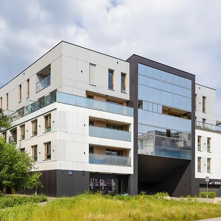Klimatyczny Apartament Na Wilanowie Parking & Balkon By Noclegi Renters Warsaw Exterior photo